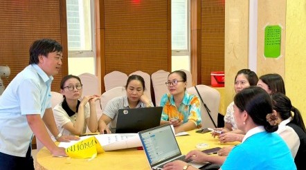 Nâng cao năng lực và tăng cường hỗ trợ lẫn nhau cho phụ nữ tại các khu vực bị ảnh hưởng trong bối cảnh nhân đạo và phát triển
