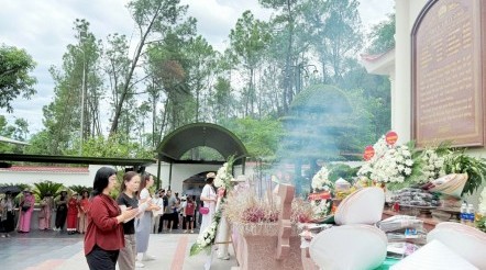 Hành trình tri ân – về miền đất thiêng, gửi trọn lòng biết ơn với các anh hùng liệt sĩ 